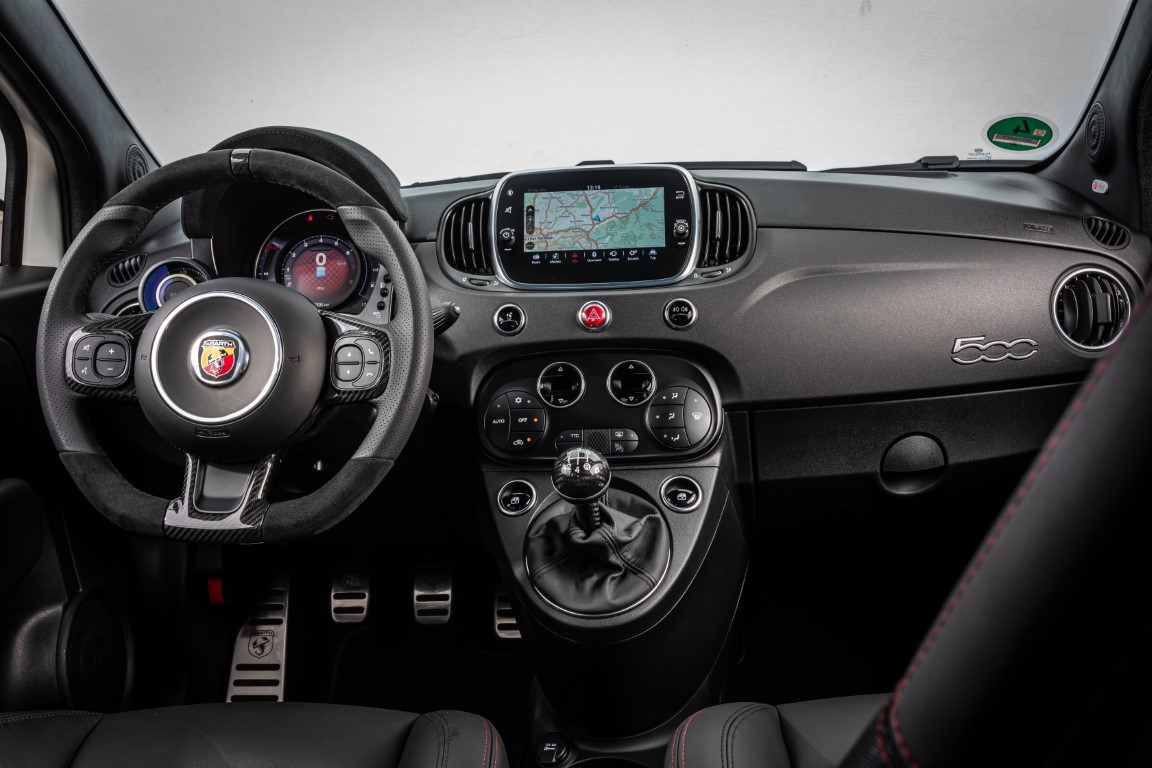 Abarth 595 Esseesse (Manual)